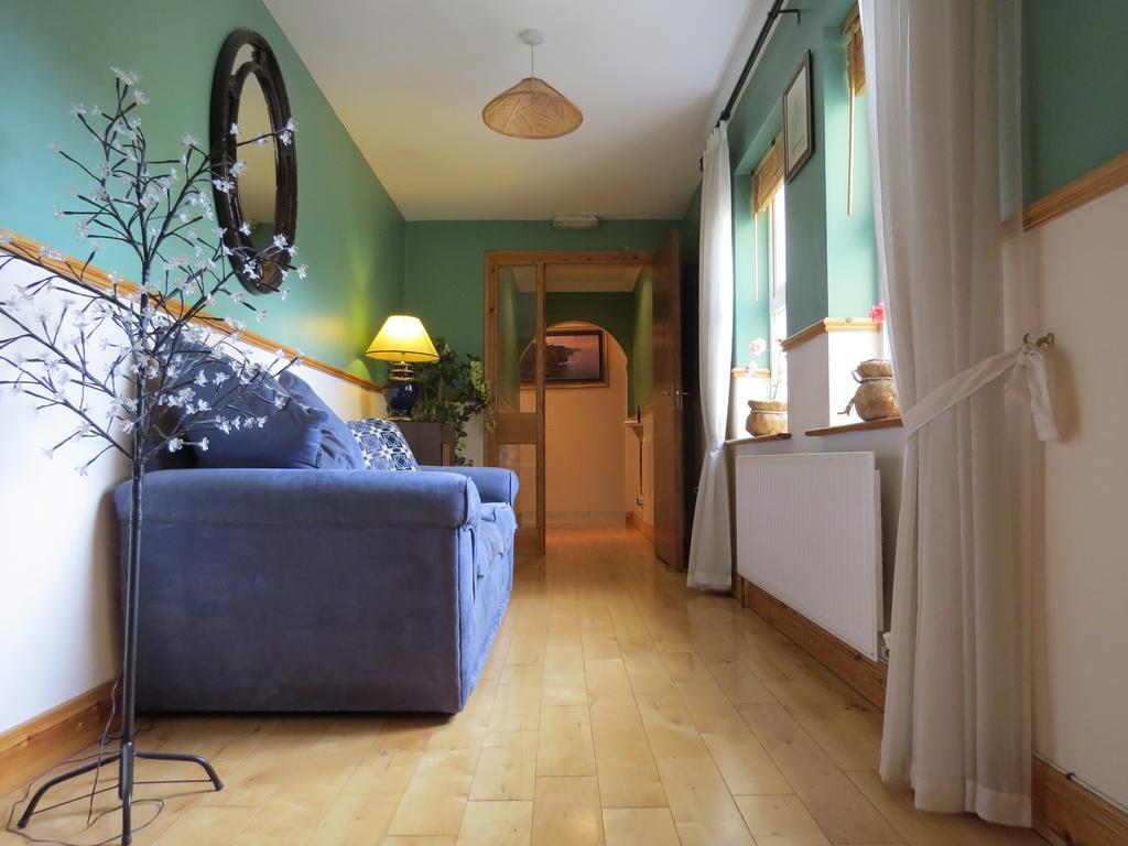 Grey Gables B&B エニス エクステリア 写真