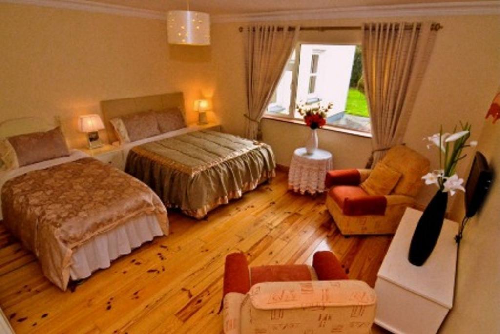 Grey Gables B&B エニス エクステリア 写真